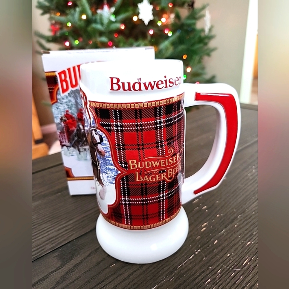 Budweiser 2021 Collectors Plaid Holiday Christmas LARGE 28 oz. Beer Stein Mug